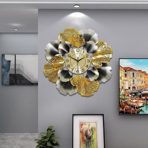 Creative ginkgo leaf wall luxury clock