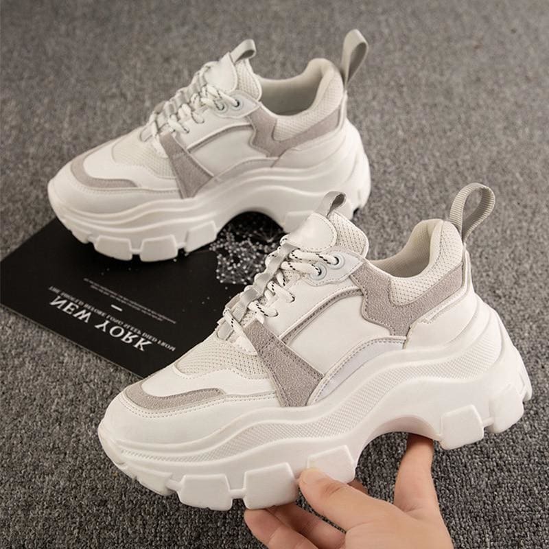 Fashionable Breathable Casual Sports Type Shoe For Female