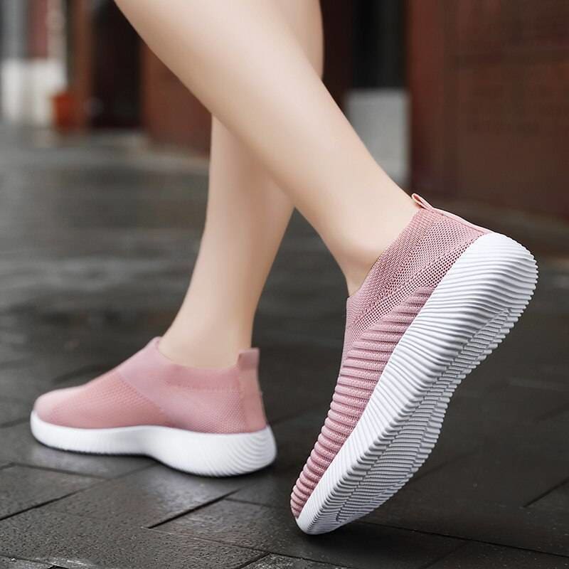 High Quality Vulcanized Women’s Walking Shoes