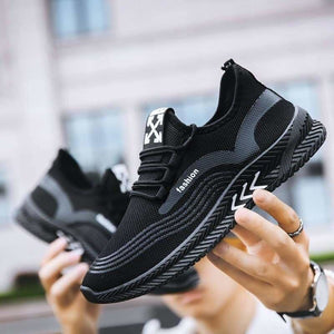 Man Lightweight White Sports Shoes - Color 11 / 44