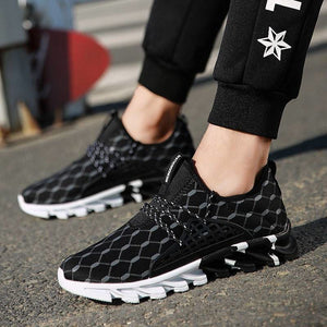 Outdoor Waterproof Women’s Running Shoes - White / 10.5