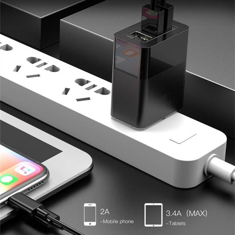 Universal Plug with Three USB Ports - 3-in-1 CHARGER