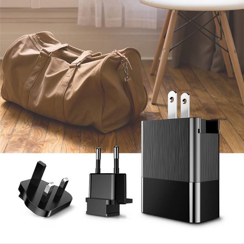 Universal Plug with Three USB Ports - 3-in-1 CHARGER