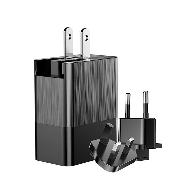 Universal Plug with Three USB Ports - 3-in-1 CHARGER