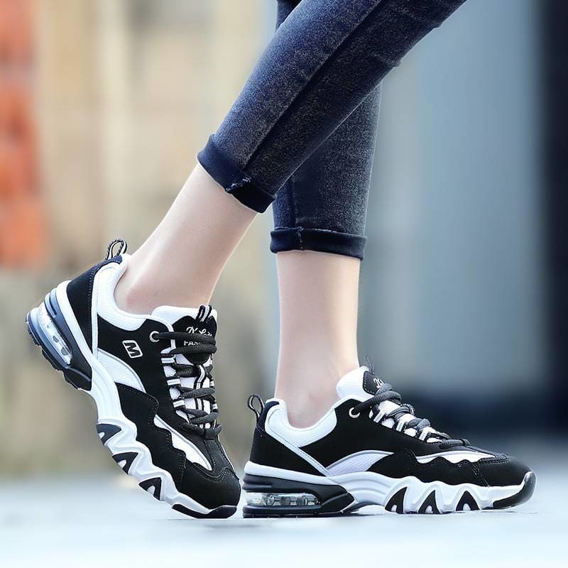 Women’s Breathable Soft Running Sneakers